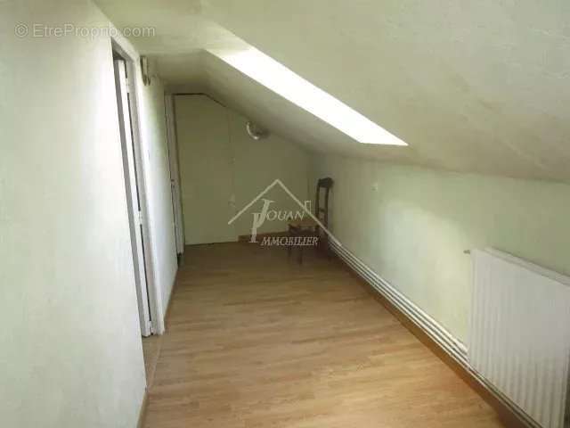 Maison à VARENNES-SUR-ALLIER