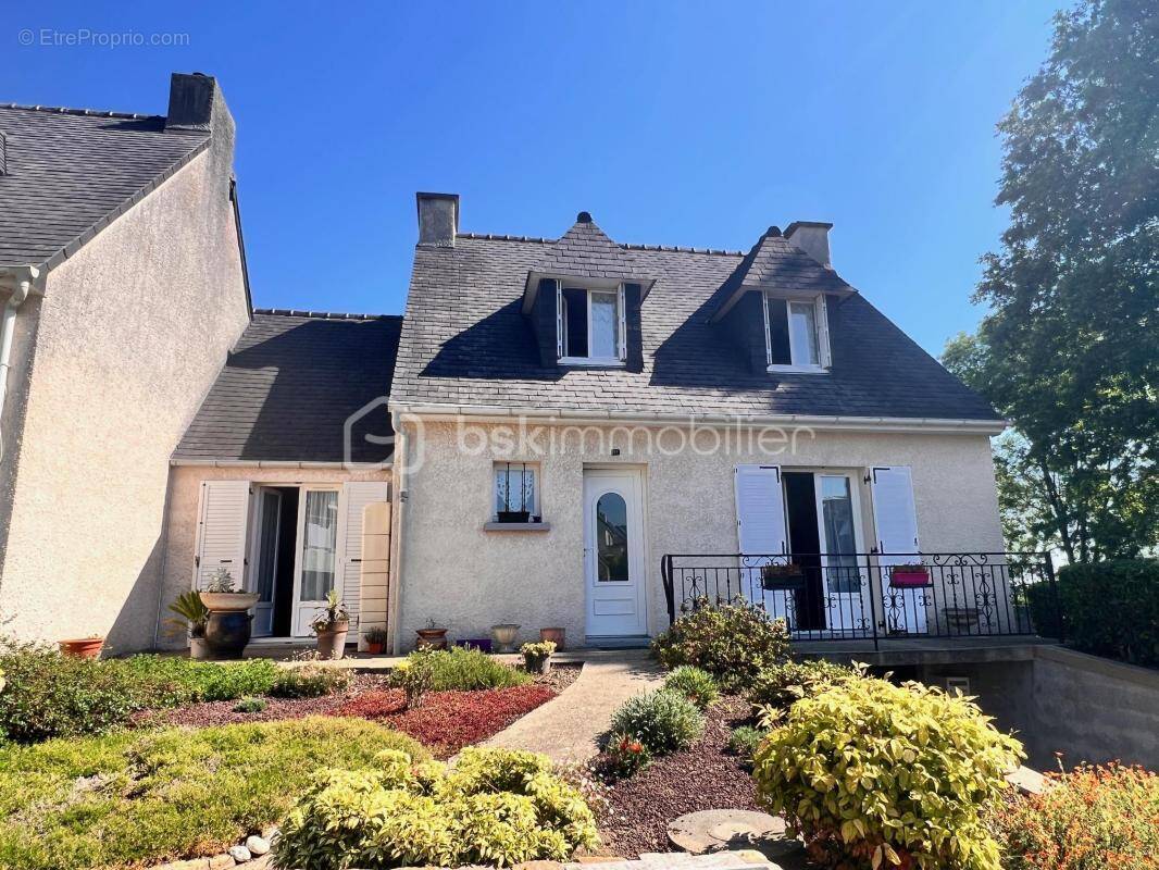 Maison à CHATEAULIN