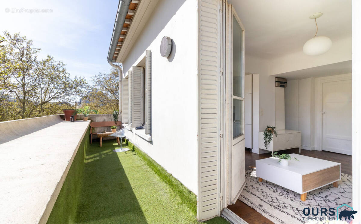 Appartement à PARIS-18E