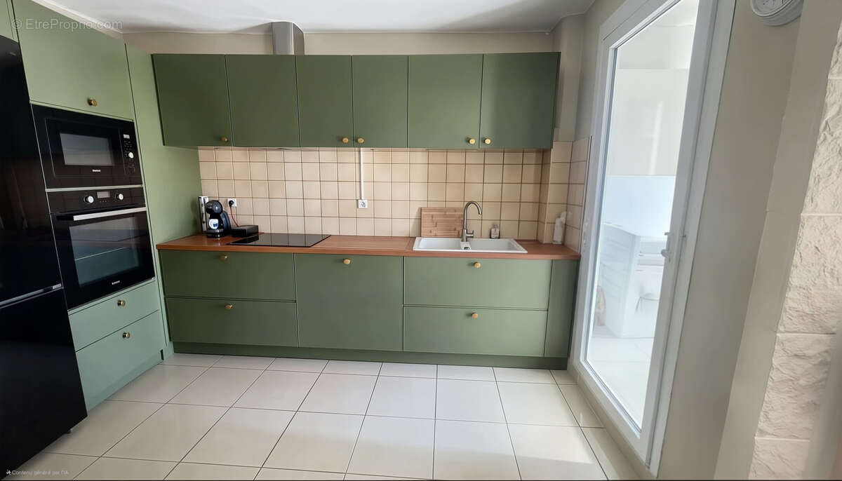 Appartement à PORT-DE-BOUC