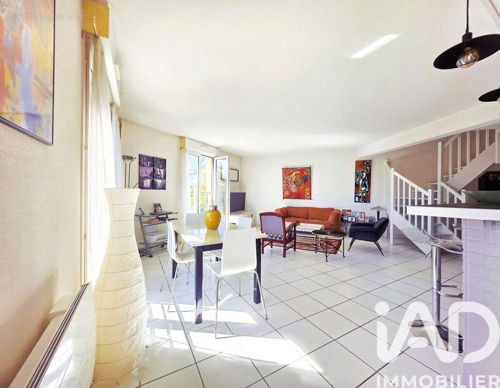 Photo 3 - Appartement à SAINT-MEDARD-EN-JALLES