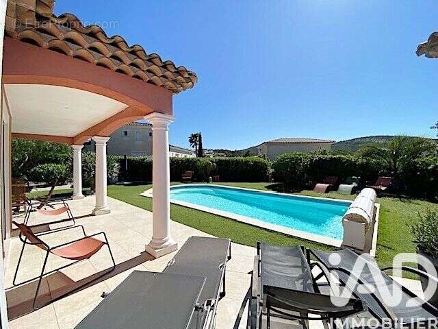 Photo 5 - Maison à FREJUS