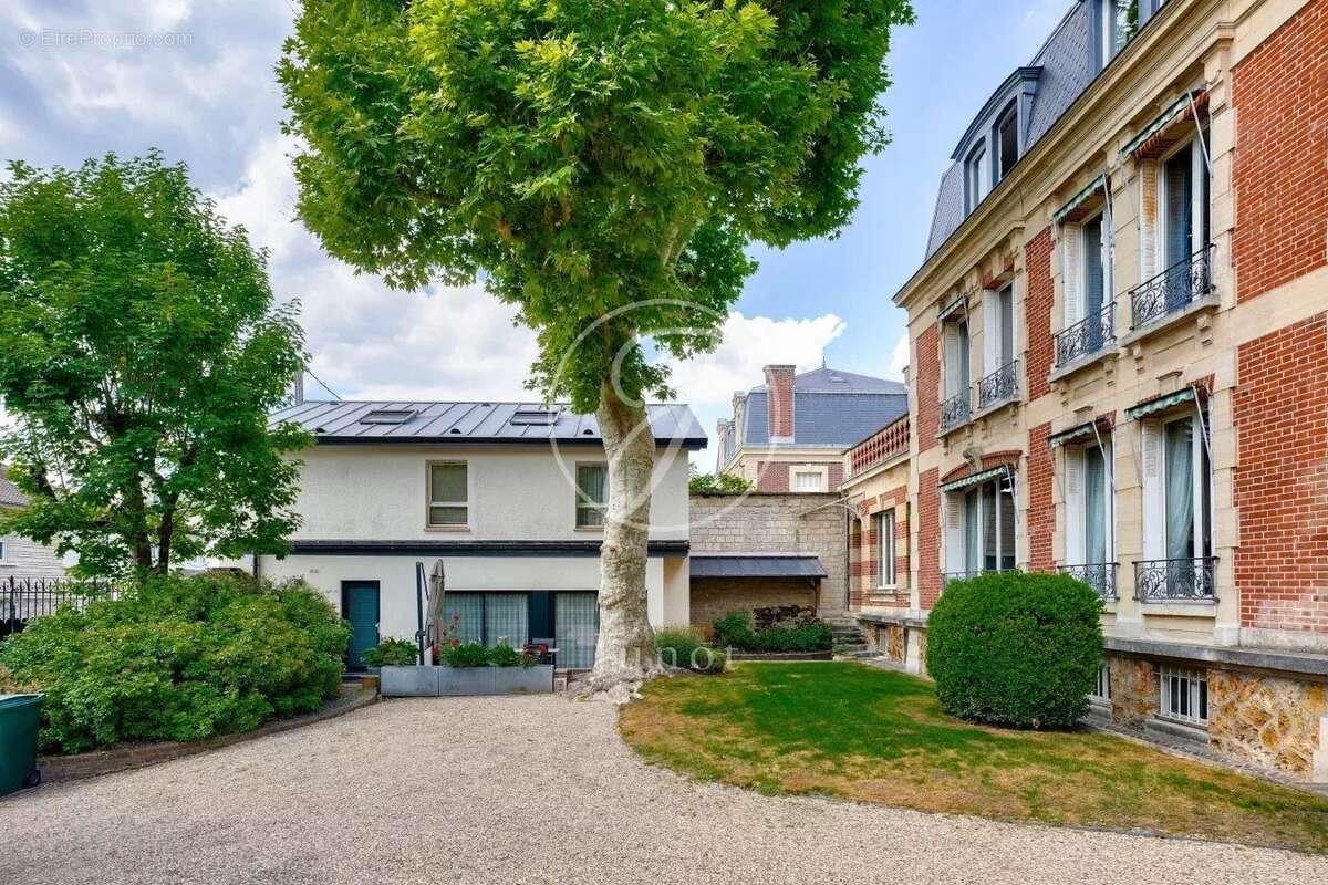 Maison à MAISONS-LAFFITTE