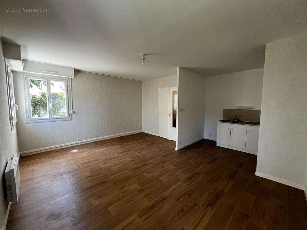 Appartement à SAINT-SYLVAIN-D'ANJOU