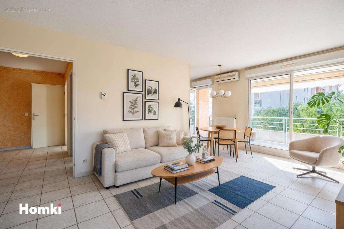 Appartement T3 de 67 m² à Marseille 13013, Rue Robert de Roux - photo 3
