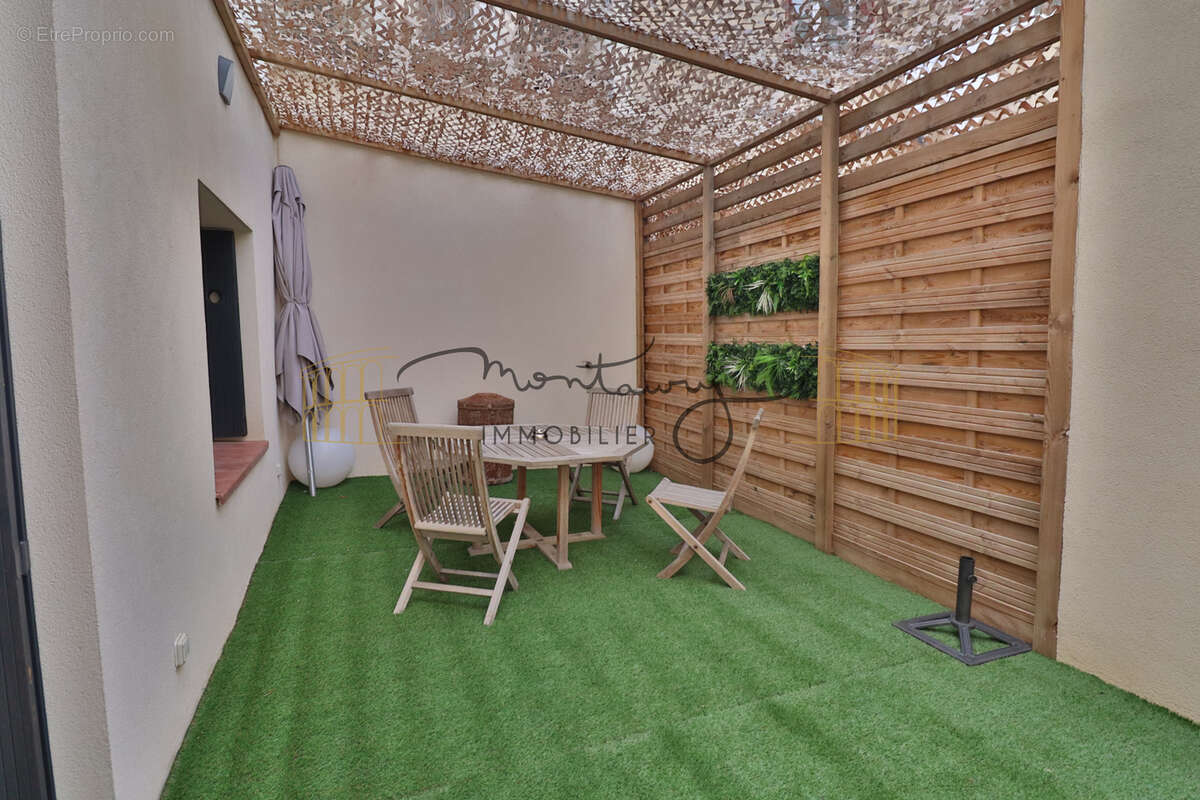 Nimes proche jardins de la fontaine maison contemporaine 134 m2 avec terrasses et garage - photo 13