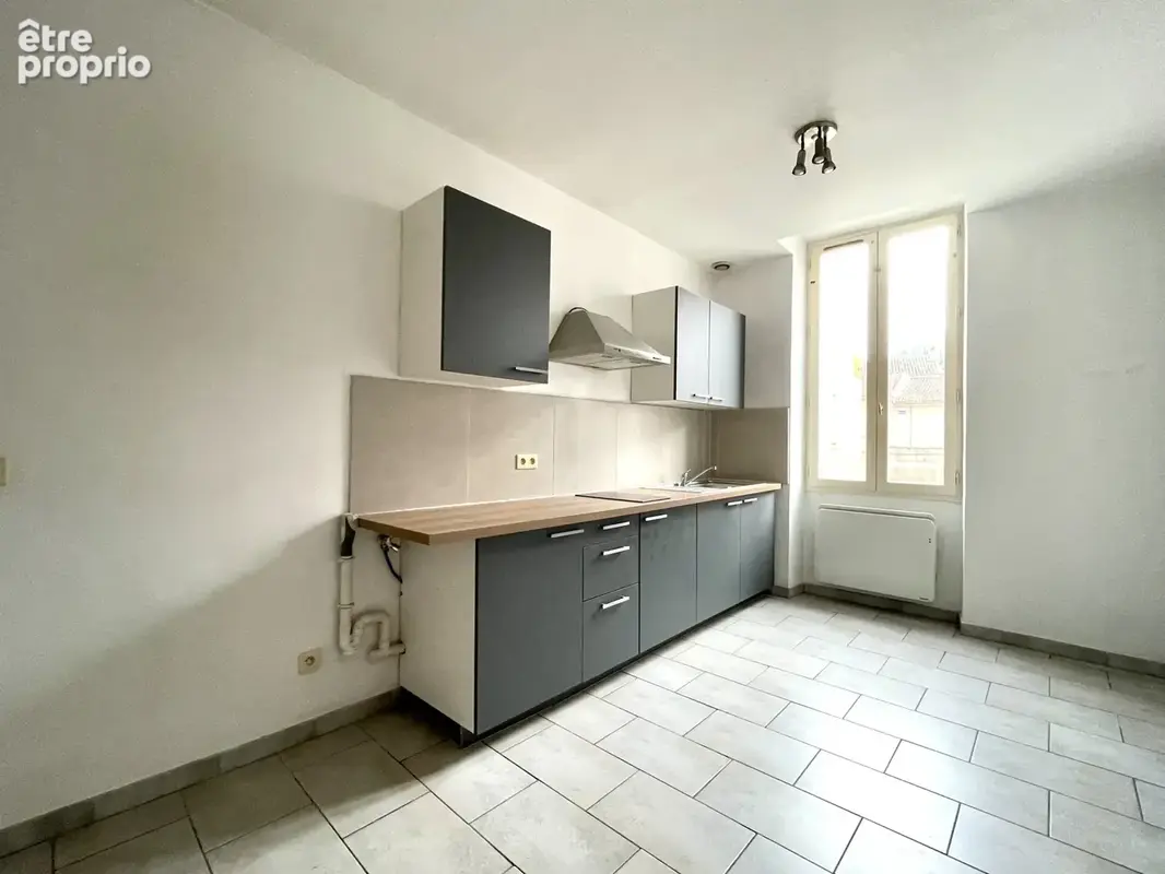 Vaison hyper centre - appartement t2 36,16 m2 - photo 2