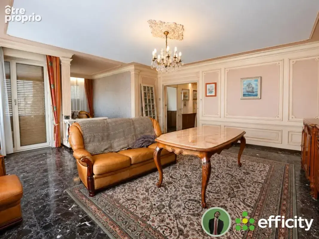 Maison 4 pièces 250 m² à vendre à Decines-Charpieu (69150) - photo 11