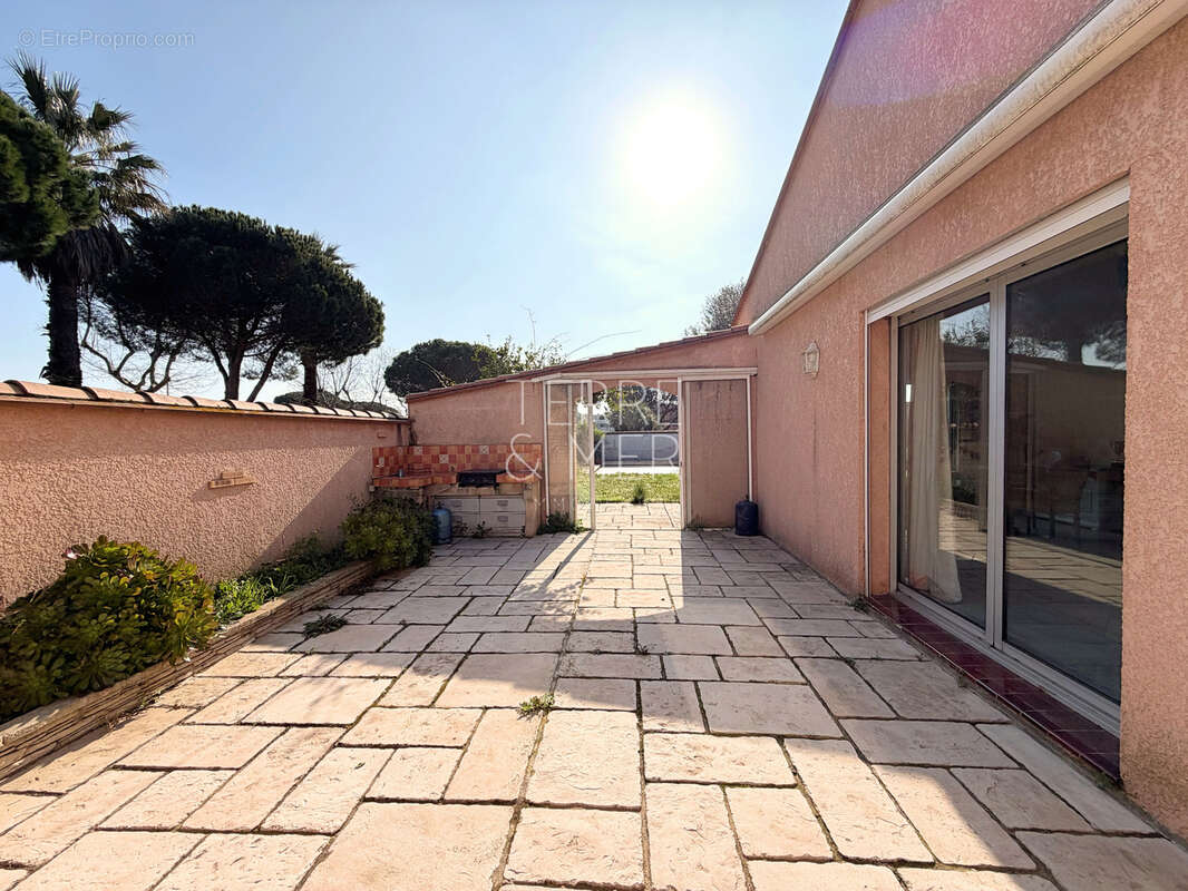 Maison à SAINT-CYPRIEN