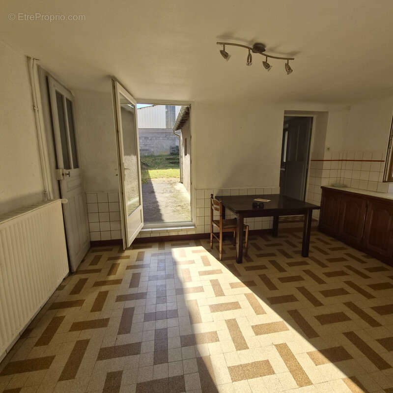 Maison à CEINTREY