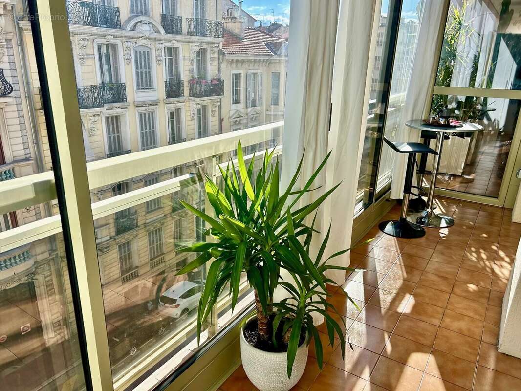 Appartement à NICE