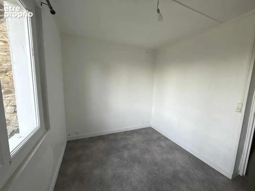Marines centre : vends appartement 2 pièces - photo 6