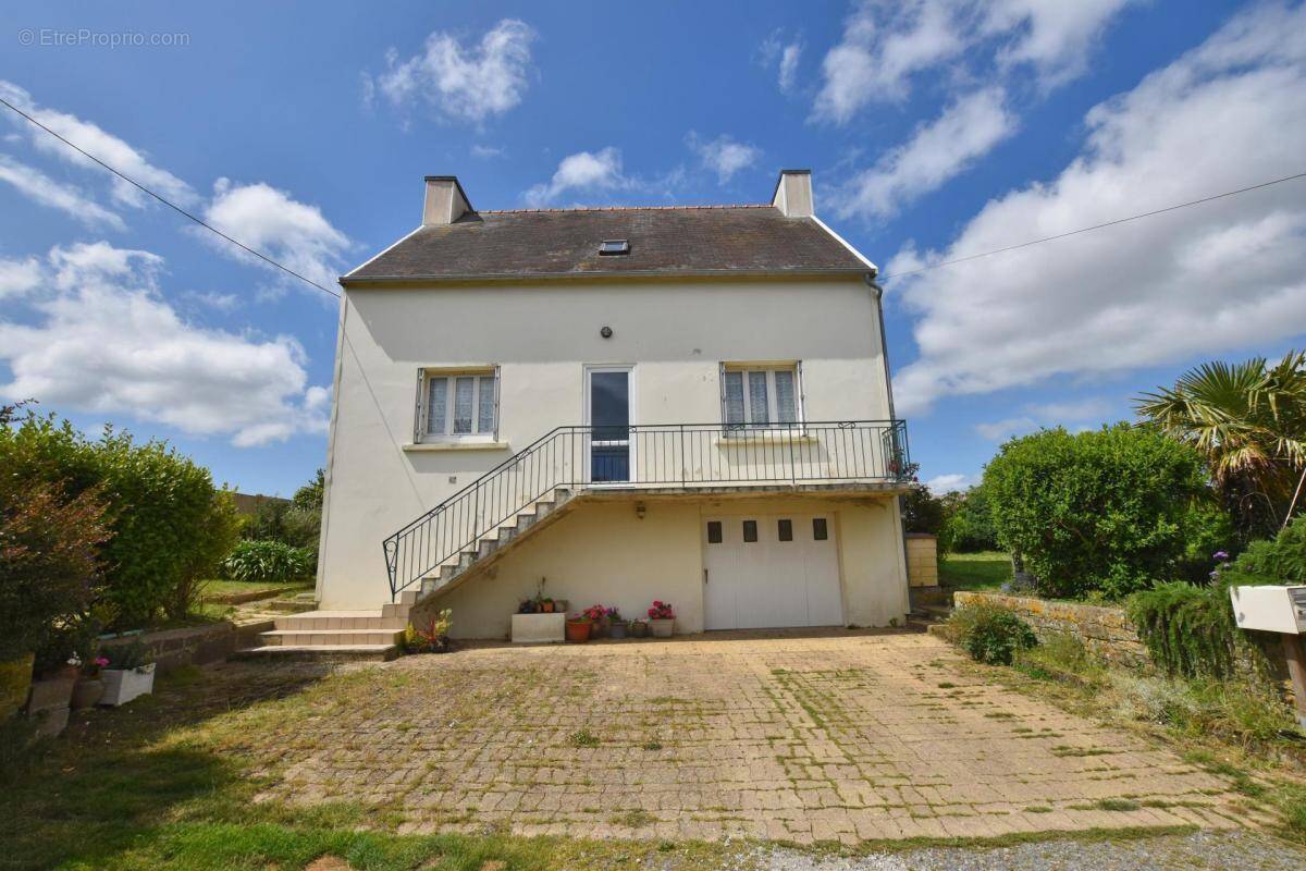 Maison à SAINT-NIC
