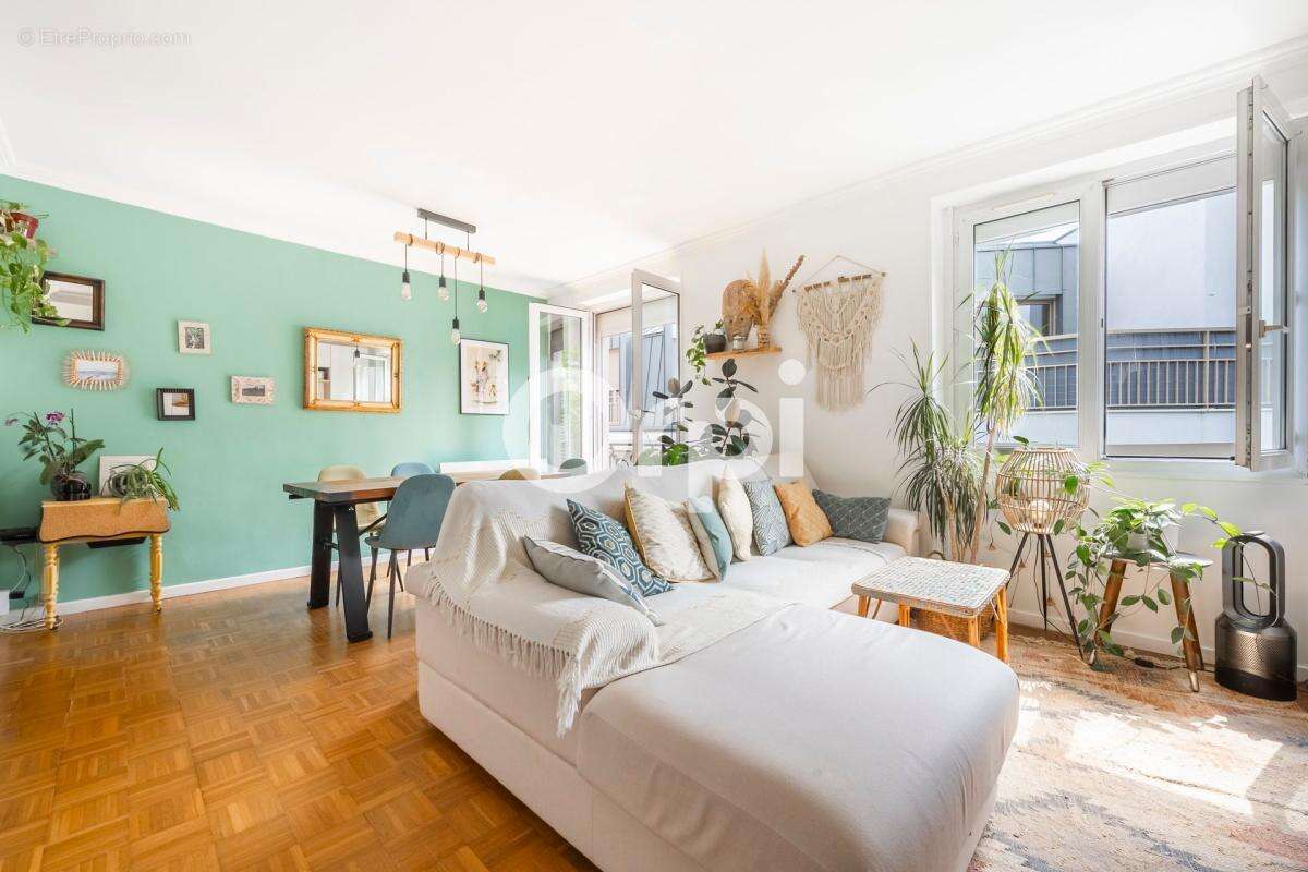 Appartement à SAINT-MAURICE