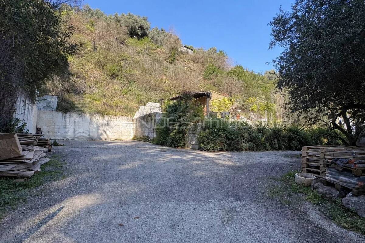 Terrain à VILLEFRANCHE-SUR-MER