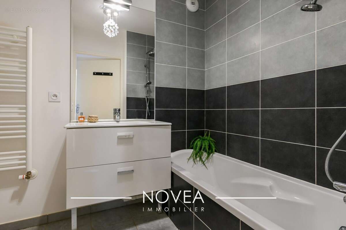 Appartement à SAINT-CYR-AU-MONT-D'OR