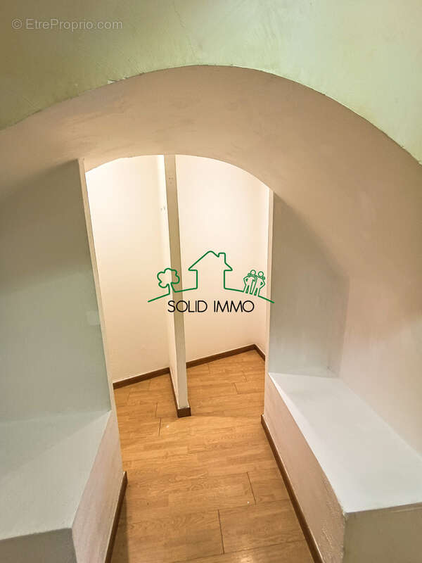 Appartement avec local commercial dans le centre ville d'Aubenas 07200 - photo 5