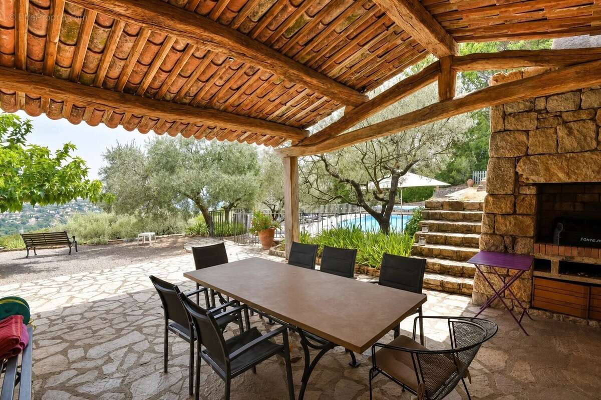 Fayence – Maison en pierre avec vue panoramique, piscine chauffée et oliveraie - photo 7