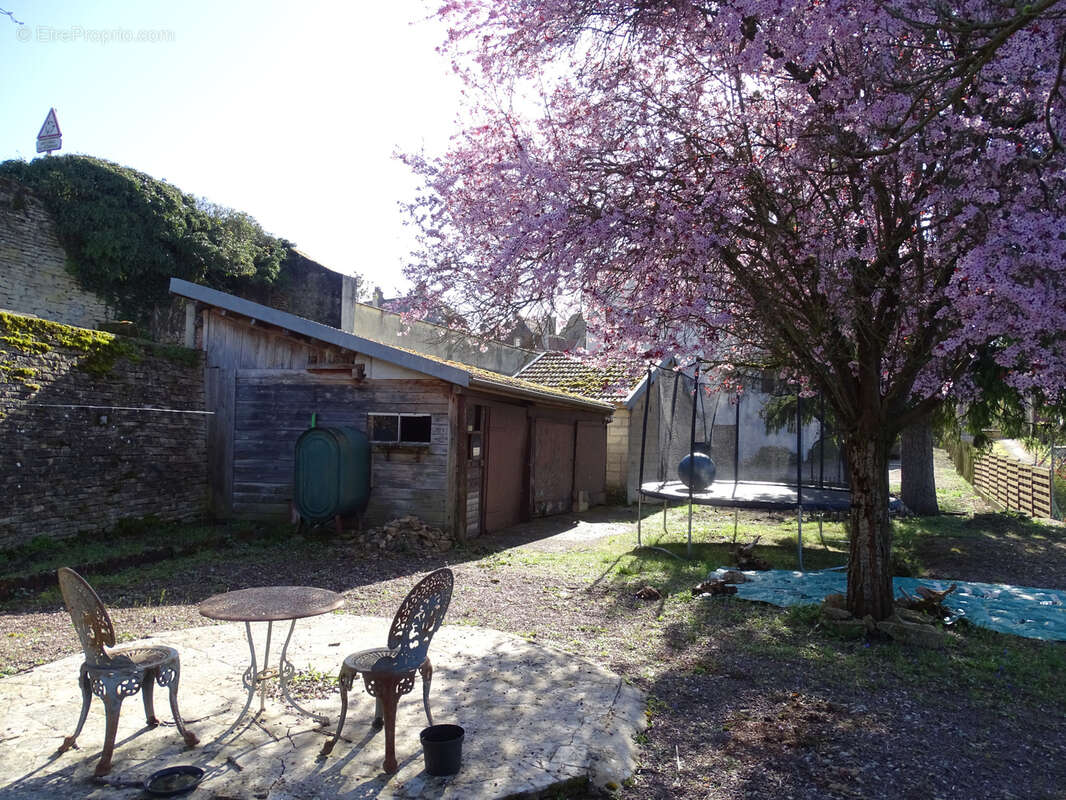 Maison à CHATILLON-SUR-SEINE