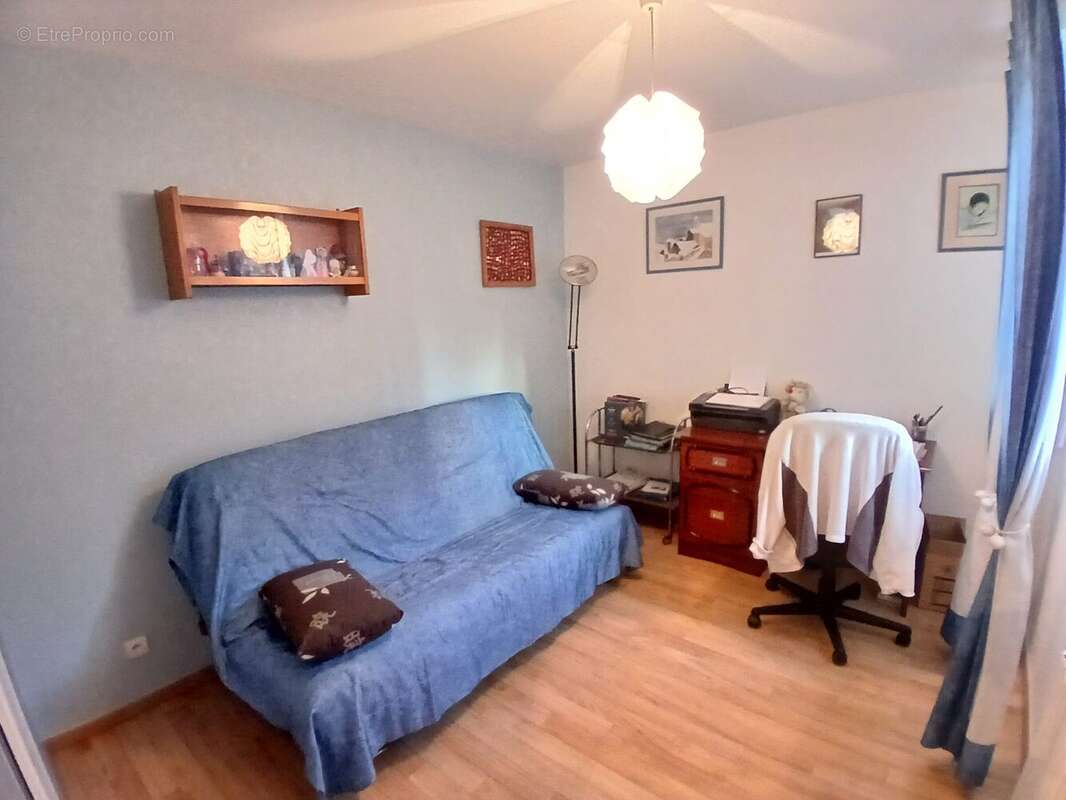 Chambre 2 - Appartement à GAGNY