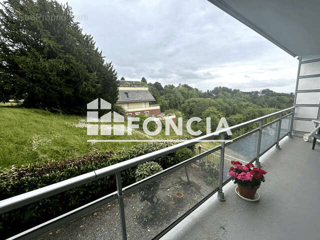 Appartement à MONT-SAINT-AIGNAN