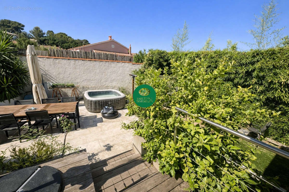 Maison à SIX-FOURS-LES-PLAGES