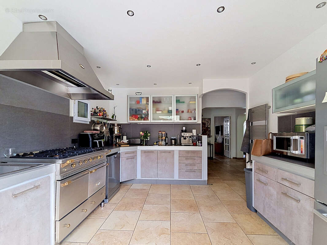 Appartement à VENCE