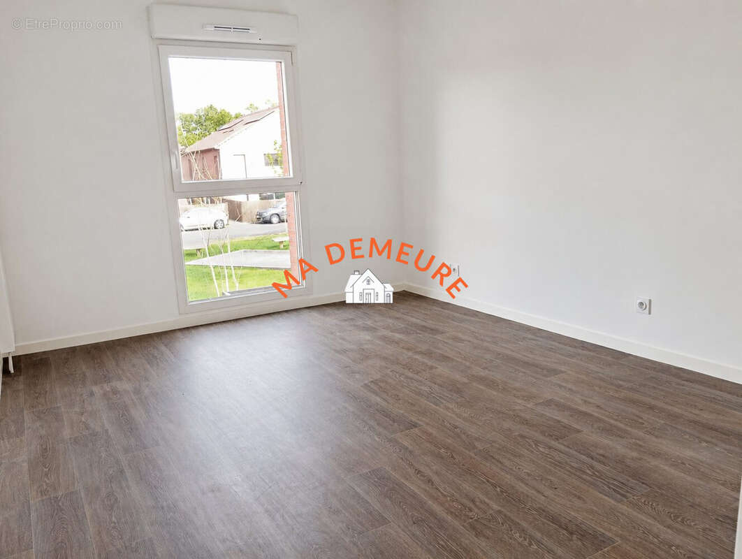 Maison 64 m² à Tourcoing  - photo 8