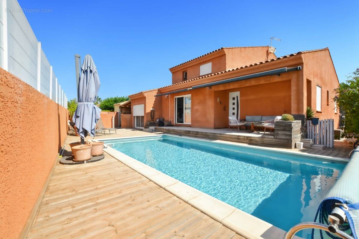 Maison à MONTADY