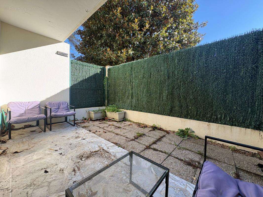 Appartement à LE CANNET