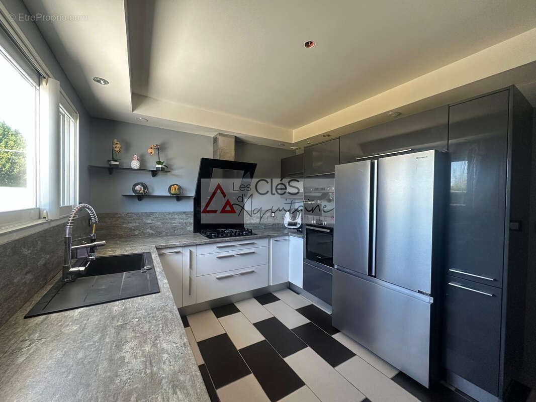Contemporaine 4 chambres un studio Podensac - photo 6