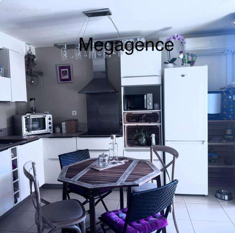 Appartement à BORMES-LES-MIMOSAS