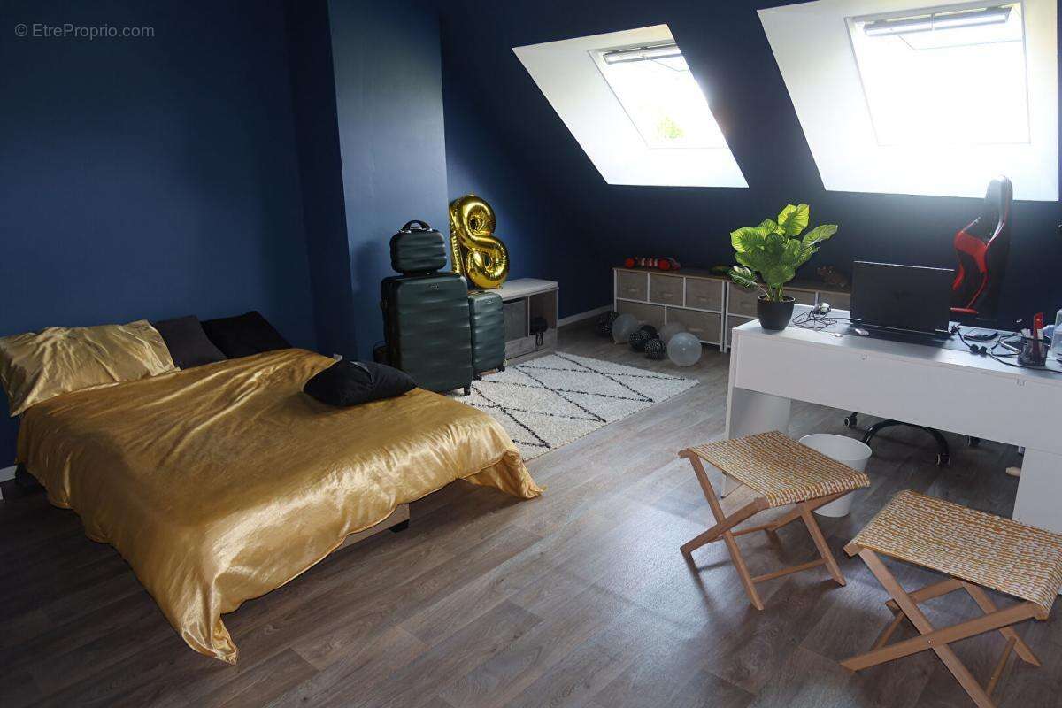 Appartement à AUXON-DESSUS