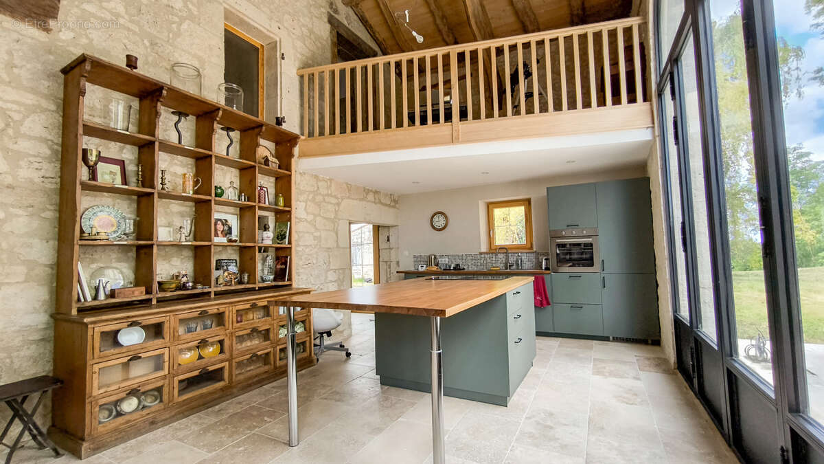 Maison à CASTELSAGRAT