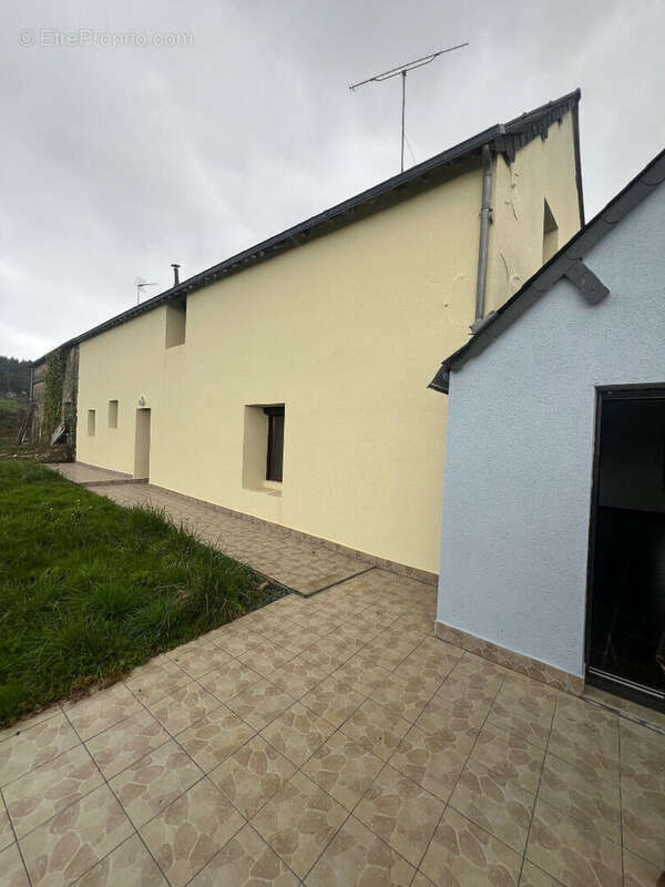 Maison à LE BOURGNEUF-LA-FORET