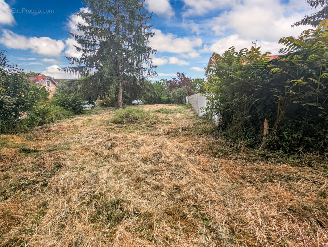 Terrain à BOULAZAC