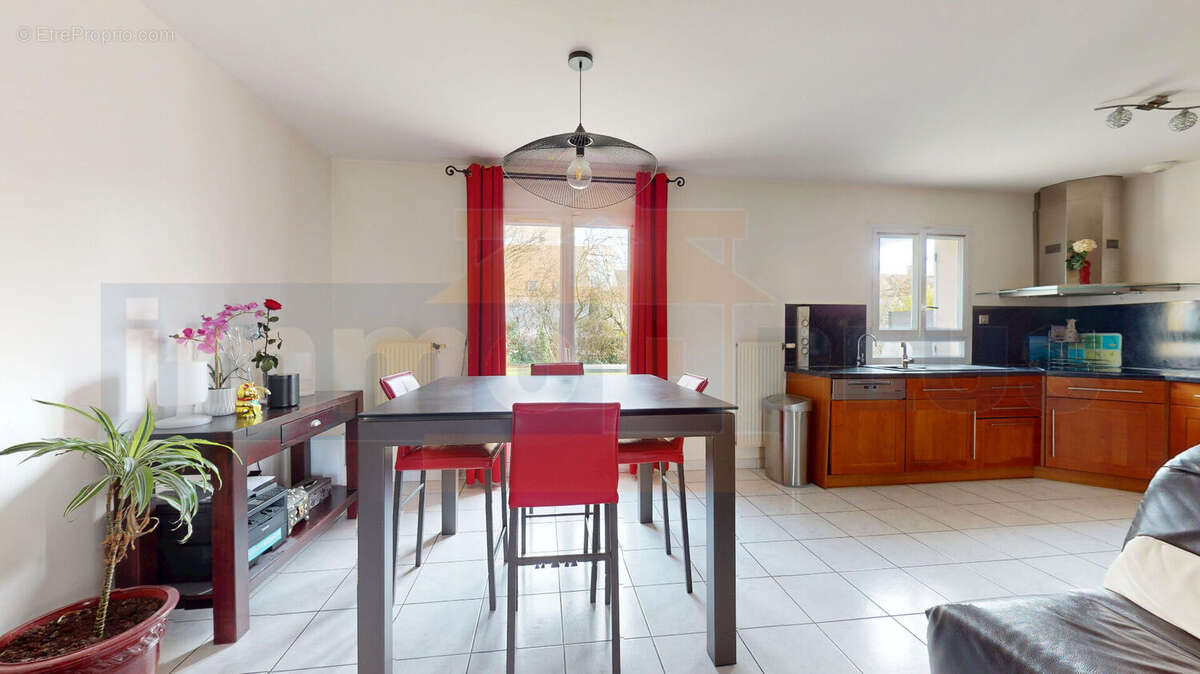 Maison à BOIS-D'ARCY