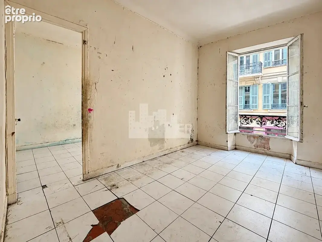 Nice centre – 2 lots – 90 m² – à rénover - photo 3