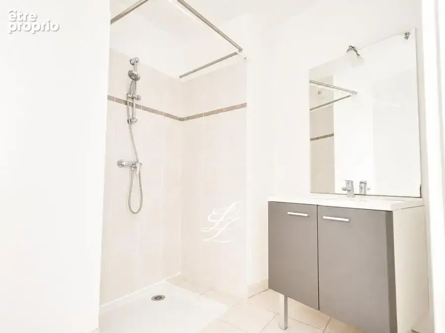 Appartement 54 m² à Tours  - photo 1576