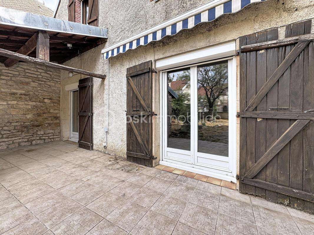 Charmante Maison de ville à rénover - photo 3