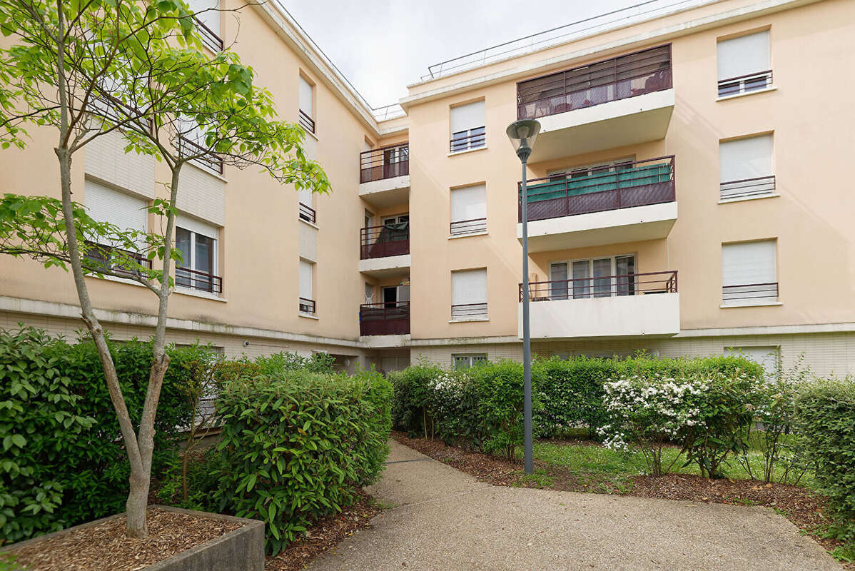 Appartement à VIGNEUX-SUR-SEINE
