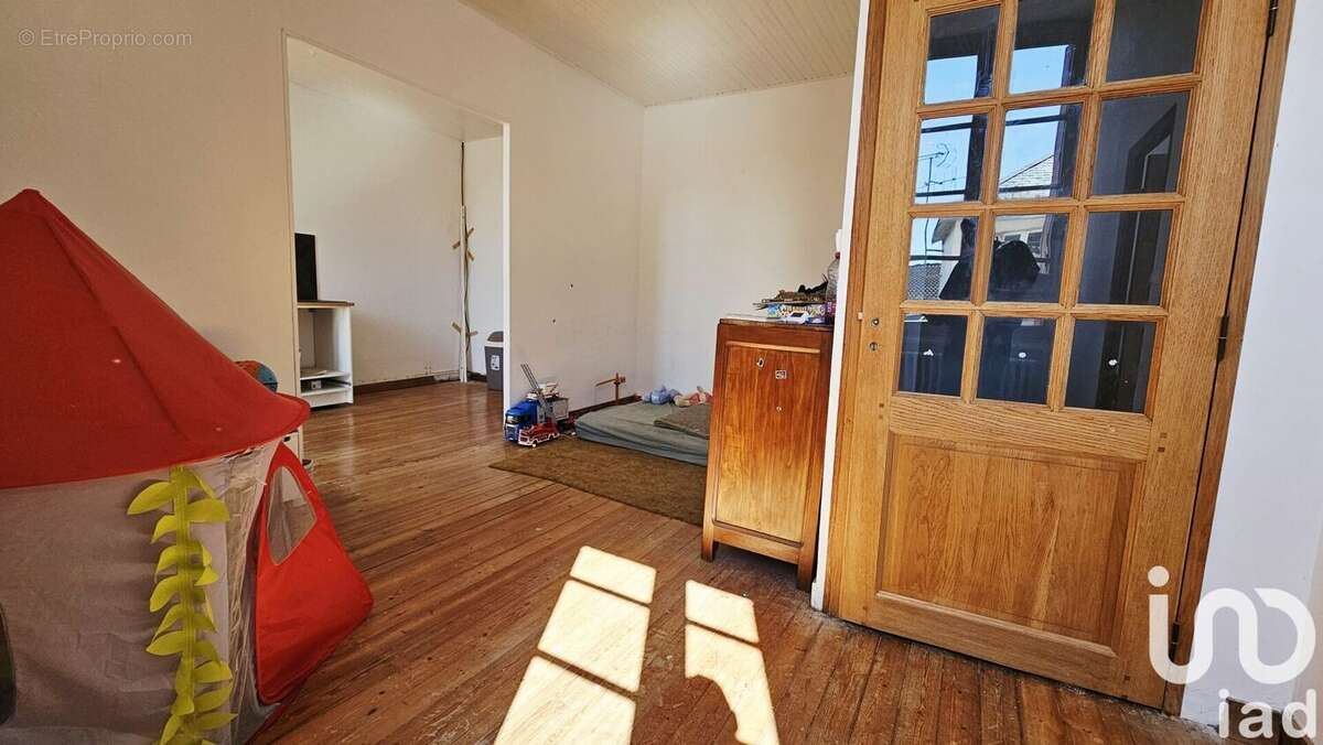 Photo 9 - Maison à LA CHAIZE-LE-VICOMTE