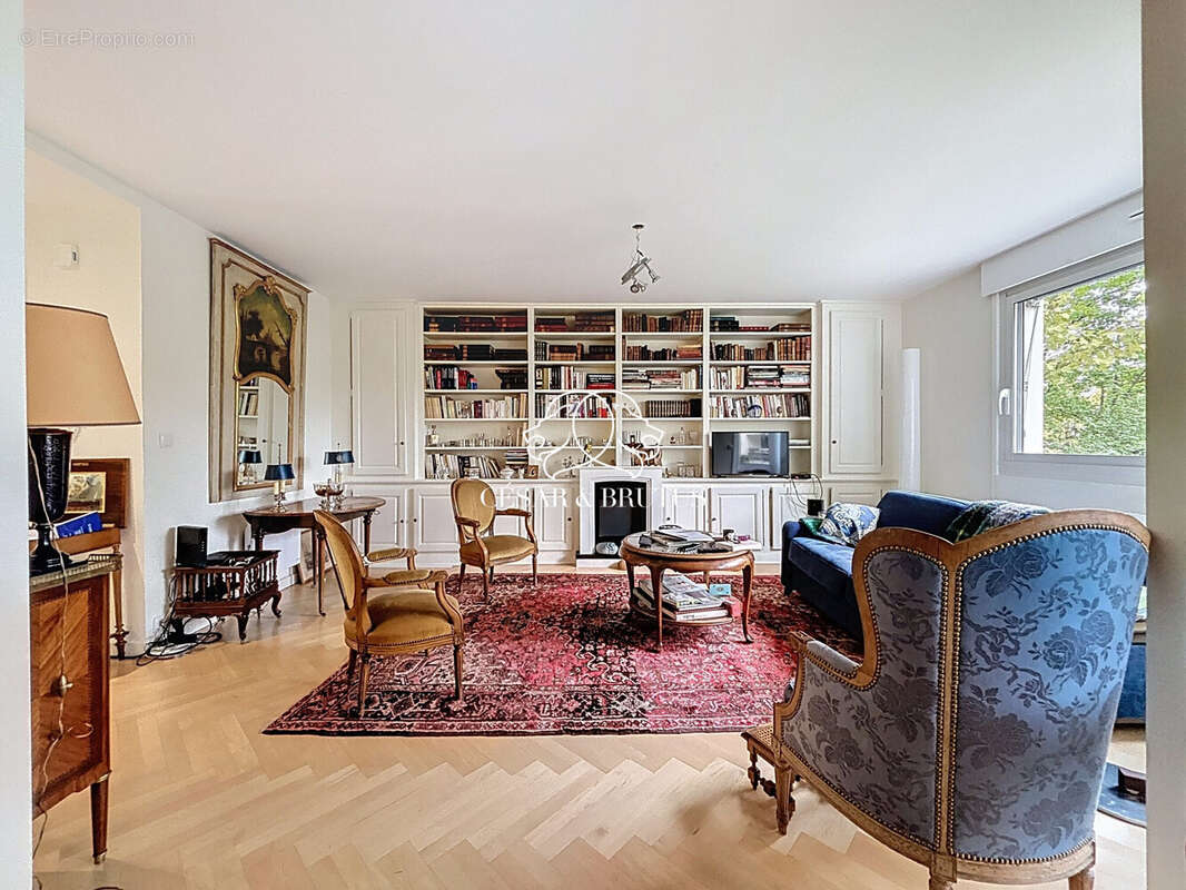 Appartement à CALUIRE-ET-CUIRE