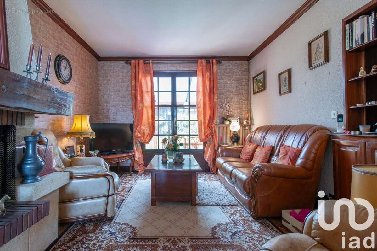 Photo 5 - Maison à MONTEREAU-FAULT-YONNE