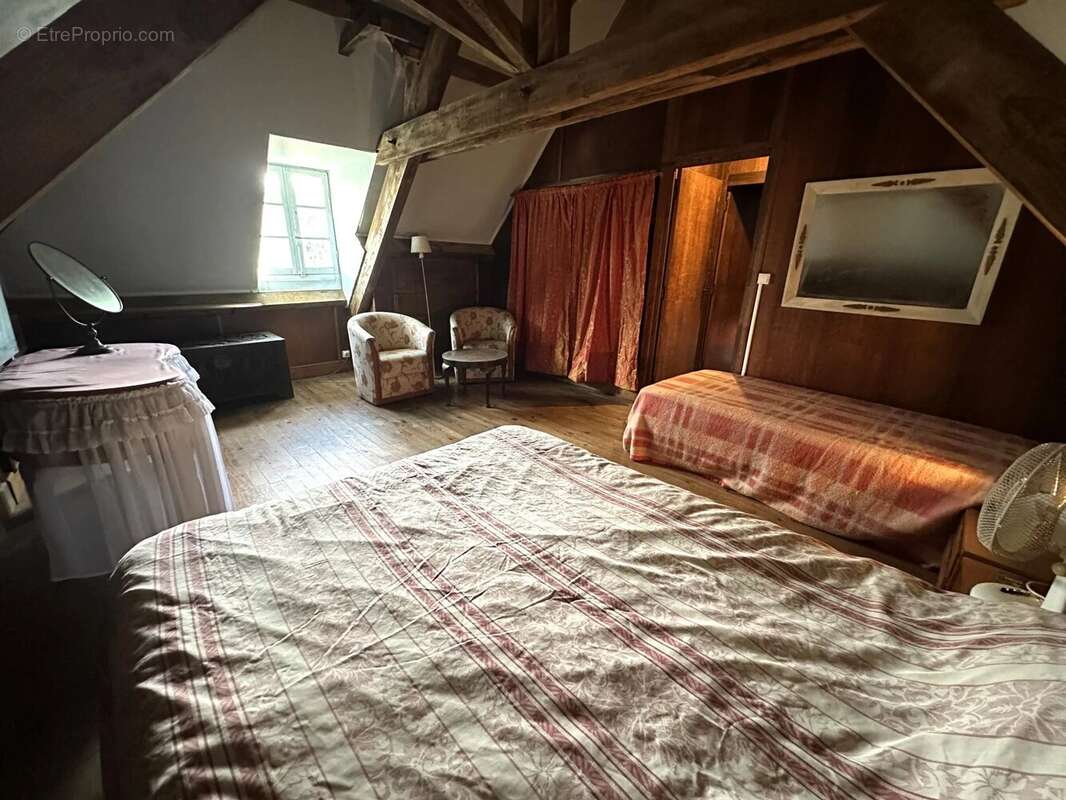 Maison à SAINT-LAURENT-DES-HOMMES