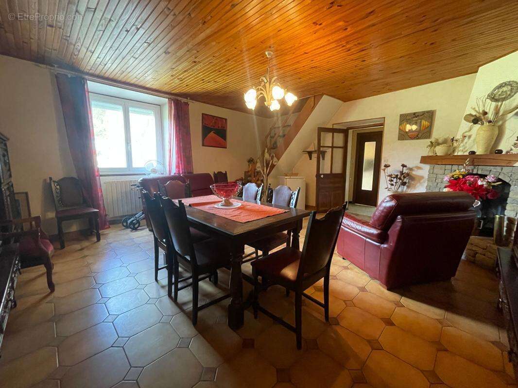 Maison à ROSIERES