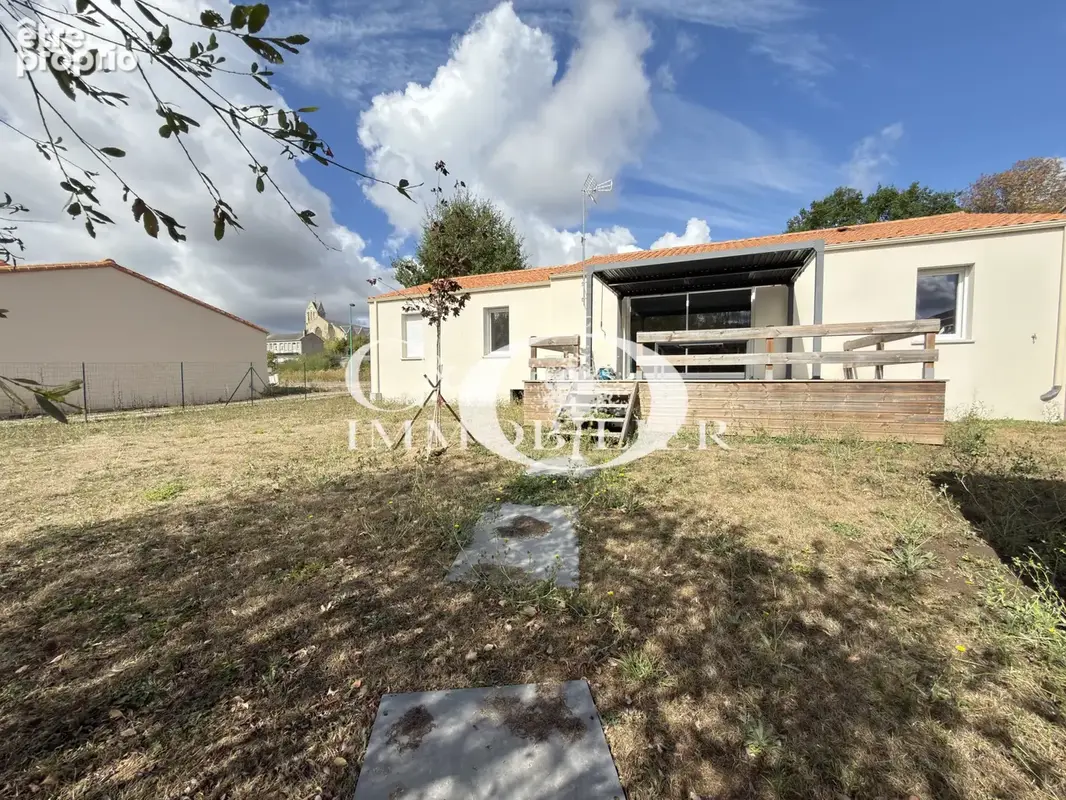 Maison à LEGE