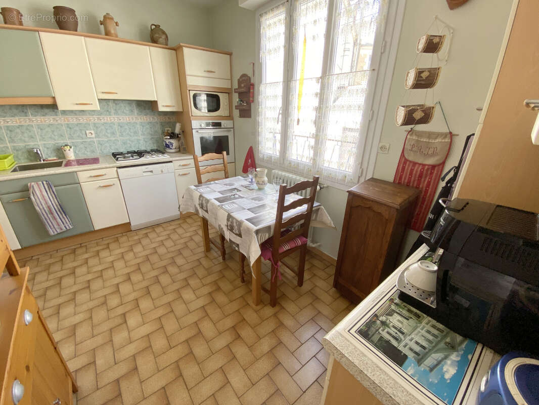 Maison à CHATELLERAULT