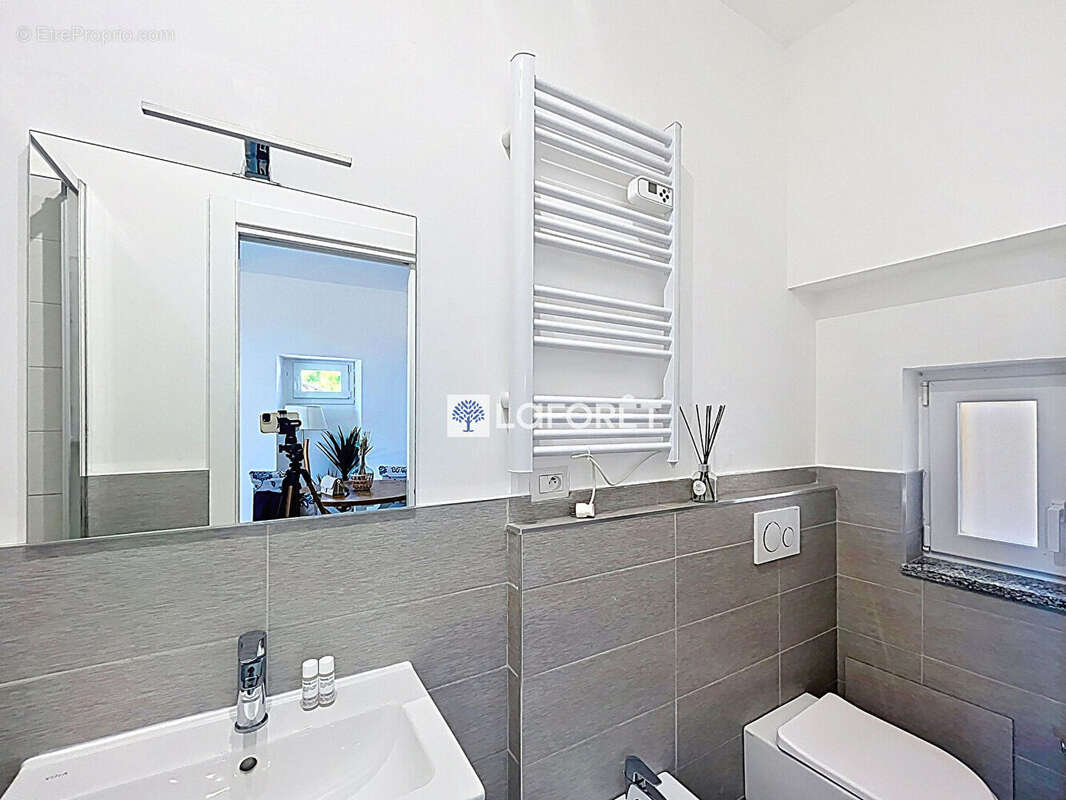 Menton centre ville - 62 m2  en Duplex - photo 6