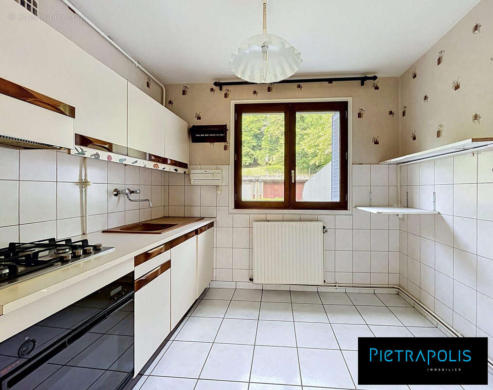 Appartement à OULLINS